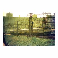 EF651025 Ĥ Į-