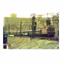 EF8117 Į-
