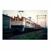 EF651035 -Į