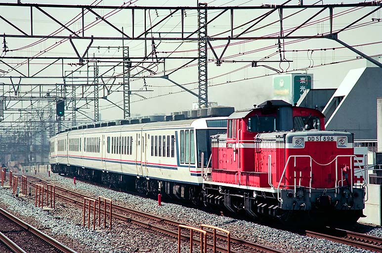 DD51898 A 䤹餮 